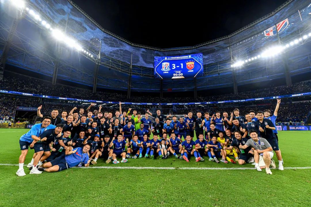 CollegeUnion_Sh's tweet photo. The rapture of victory will eventually fade away, but the blue spirit in our blood burns steadfast and eternal.
#ShenhuaFC #CollegeUnion https://t.co/5kUcgId02Q