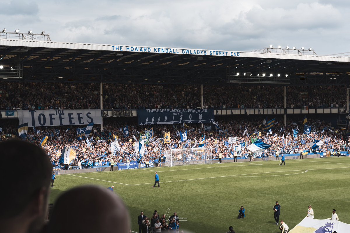 lewiswguy's tweet photo. EFC vs BHA

It really is the hope that kills you. Some bright spots in the first half, but after we’d huffed, and we’d puffed, and we didn’t blow their defence down, we ran out of ideas. 

Aside from the 90mins in the middle, it was great to be back properly at Goodison https://t.co/DBps0zuWth