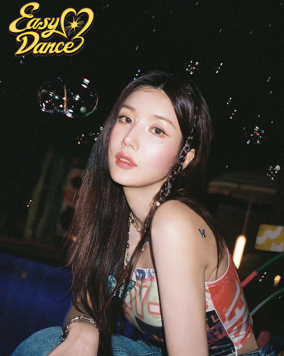 E95BI's tweet photo. Easy dance 🎧 https://t.co/dfH3slQmAZ
