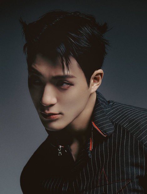 Angel 😇                                      Demon😈