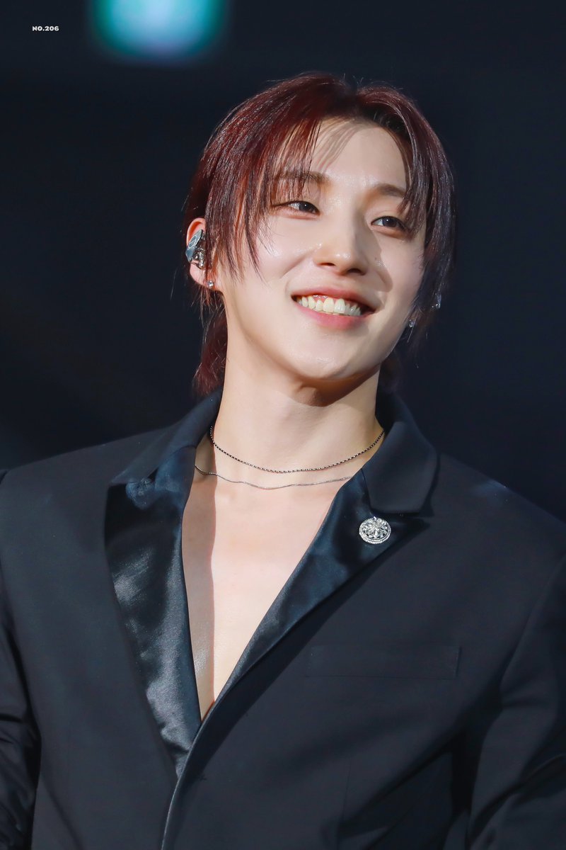 206moon1995's tweet photo. 240818 커튼콜 서울콘 Day2
#문종업 #MoonJongup https://t.co/MWYHZqp3Zr