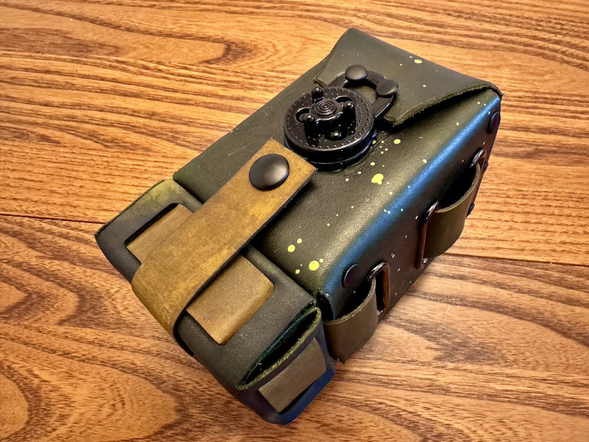 Rithtiiren Leatherworks tweet media