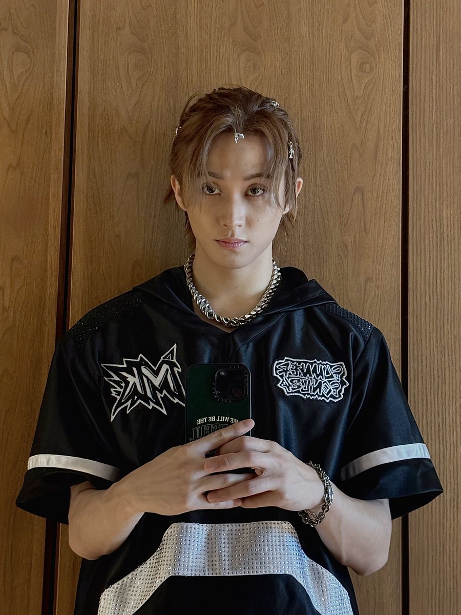 Ieemarkees's tweet photo. MARK 💬 https://t.co/AvNmABFT7i