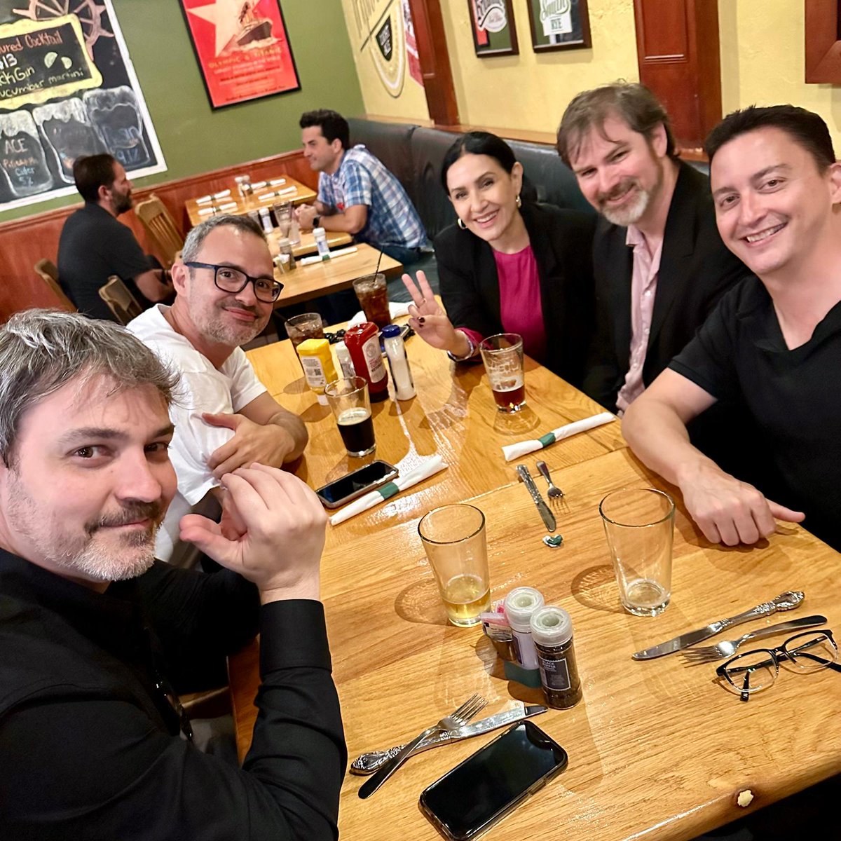 Roxana Amed tweet media