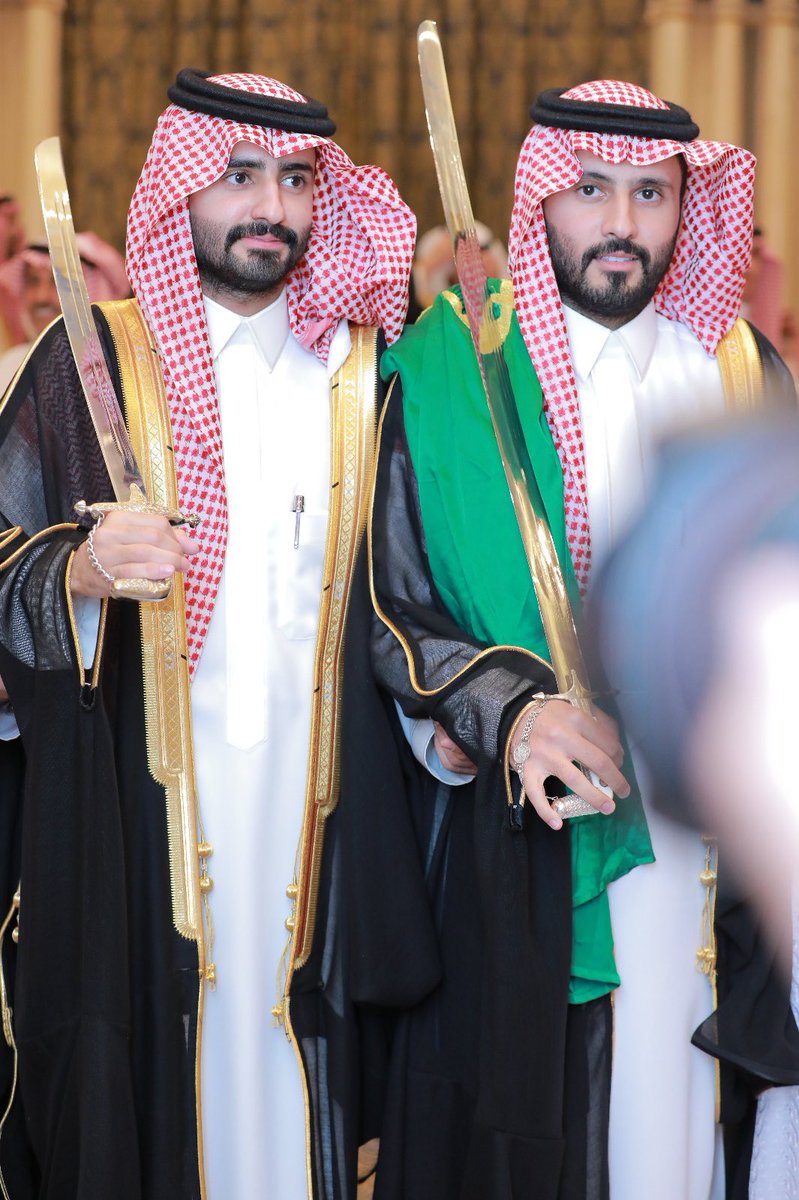muhamad_aldarim's tweet photo. حفل زواج 
عبدالله بن احمد الشريع  
على كريمة 
مهنا بن سليمان المهنا 
بفندق الرتز كارلتون بـ #الرياض 
@Ahmed_alshuraya 

للمشاهدة الحفل على اليوتيوب ⬇️

https://t.co/goUFWzTQhA https://t.co/Nilk5EBcmX