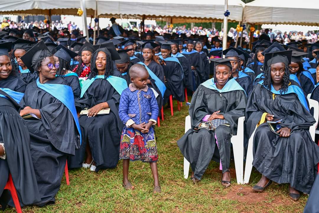 Kyson254's tweet photo. This girl attended graduation ceremony today at University of Eastern Africa, Nandi County. Intrestingly none of her relatives was graduating but she was so happy for the graduands. 
Actually she clapped for all of them. An example of a pure heart with pure intentions. https://t.co/vh3hEHic1z