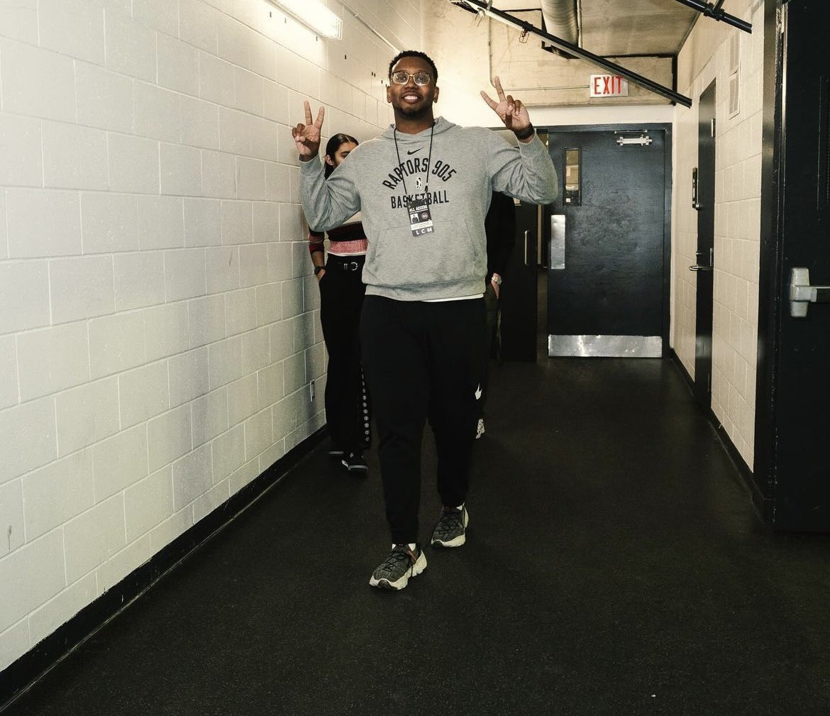 Tonight at 7PM EST, Manager of Basketball Operations for the Raptors 905, Scott Brown Jr. will be a guest speaker for Courtside Connections.

Zoom Agenda:
⁃ Path into industry 
- The G League Culture  
⁃ Day in the life (On/Off the court logistics)
⁃ Q &amp; A Session

Link in bio
