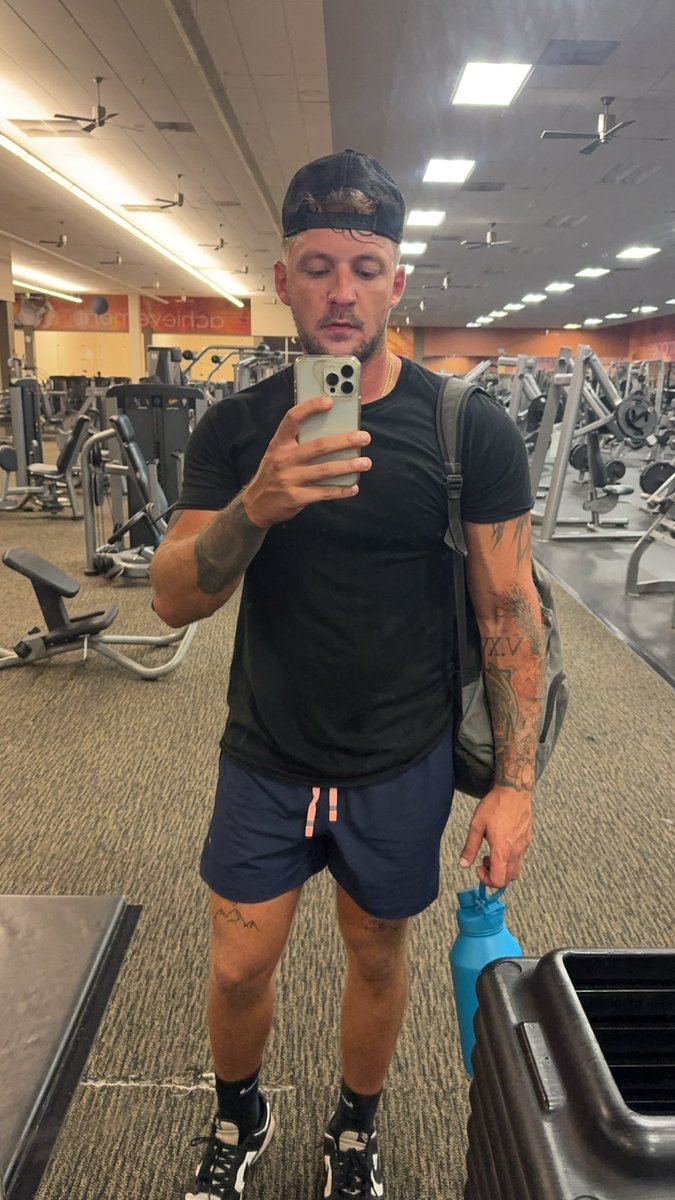 tyler day (@tday912) on Twitter photo 