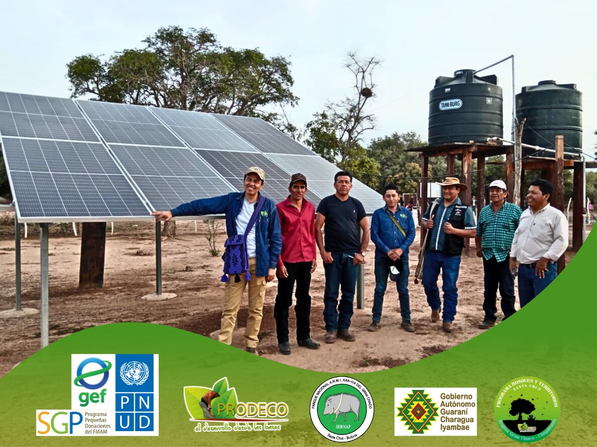 PRODECO_BOLIVIA's tweet photo. ¡𝐂𝐞𝐥𝐞𝐛𝐫𝐚𝐦𝐨𝐬 𝐥𝐨𝐠𝐫𝐨𝐬 𝐬𝐢𝐠𝐧𝐢𝐟𝐢𝐜𝐚𝐭𝐢𝐯𝐨𝐬 𝐞𝐧 𝐥𝐚 𝐜𝐨𝐦𝐮𝐧𝐢𝐝𝐚𝐝 𝐒𝐚𝐧 𝐋𝐨𝐫𝐞𝐧𝐳𝐨, 𝐁𝐚𝐣𝐨 𝐈𝐬𝐨𝐬𝐨 𝐂𝐡𝐚𝐫𝐚𝐠𝐮𝐚! 

El 12 de agosto, PRODECO entregó un sistema de bombeo fotovoltaico que beneficiará a más de 30 familias. https://t.co/GT7EPDMFSy