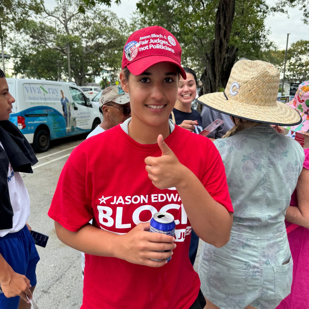 jasonbloch305's tweet photo. Today’s the last day for early voting! 📷 Don’t miss your chance—head to the polls and vote early for Jason Bloch for Circuit Court Judge #310. Every vote makes a difference! Click here for early voting times and locations. https://t.co/BCIckN07JT https://t.co/o95BsQDQP8