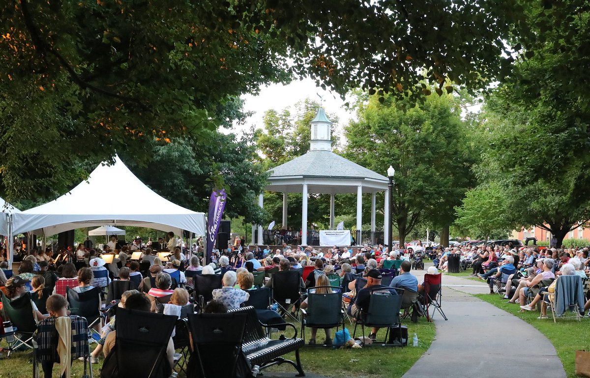 alleghenycol's tweet image. 💚 We love Crawford County! Drop your favorite spot in the comments below. 

Want to explore the area? 🚗 Visit go.allegheny.edu/meadville-is-h… for some ideas. 

 #CommunityLove #CrawfordCounty #ExploreLocal #HiddenGems #Meadville #SmallTownCharm