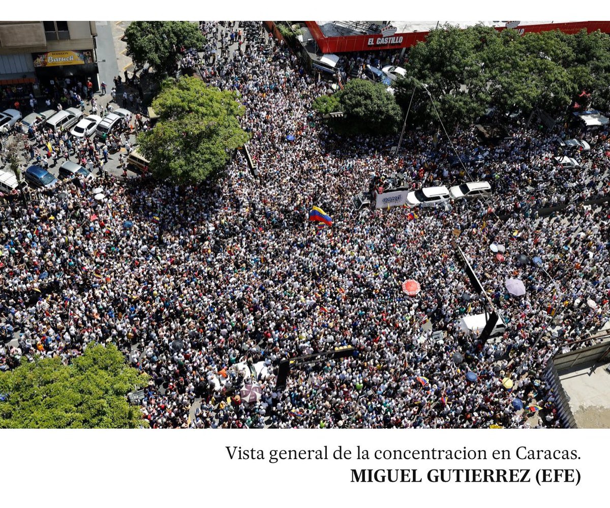 BruceMacMaster's tweet photo. Y nos vamos a quedar callados como país frente a los reclamos de democracia de este “constituyente primario” ? 
Sinceramente es incomprensible la posición de Colombia 

Así se vivió la “protesta mundial” por Venezuela en Caracas: “Hoy tenemo... https://t.co/QybXsN8zND vía @YouTube
