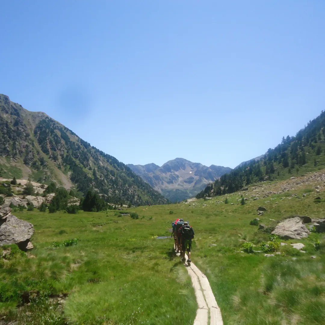 AESFX's tweet photo. Gràcies al terreny vam poder fer una ruta d'allò més exigent, aconseguint fer la Pica d'Estats i altres tres mils del Pirineu català i francès. https://t.co/j5Y9qXgNbh