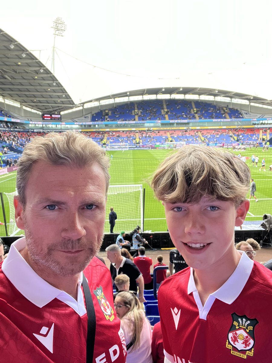 NigelJa26832856's tweet photo. First away of the season 👍⚽️🏴󠁧󠁢󠁷󠁬󠁳󠁿 https://t.co/CuVxfAbEHz