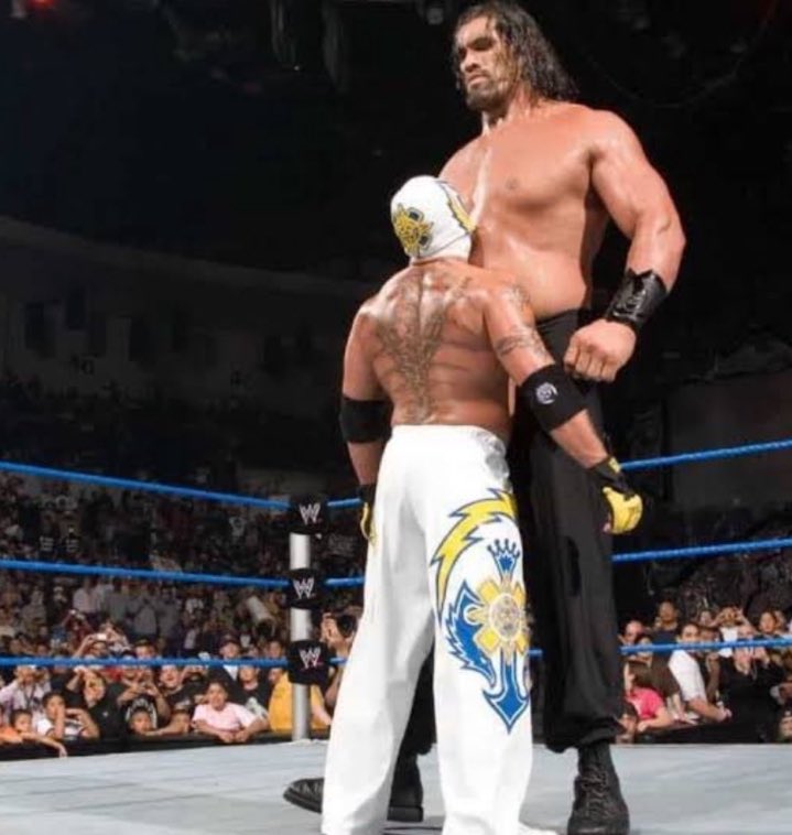 Cucurella trying to mark Haaland