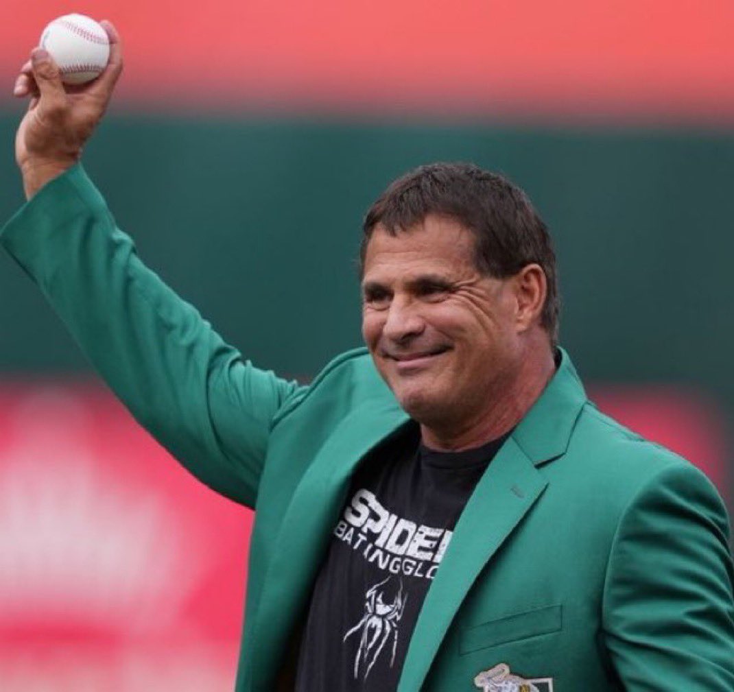 Yesterday might’ve been the last time I’ll ever step foot in the Oakland Coliseum 

Thank you to all the fans who came out yesterday to support &amp; to everyone at home that tuned in.

I love you all