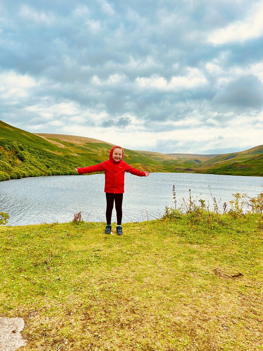 AndraTimandi's tweet photo. Just conquered Marsden Moor! 🥾💨 Stunning views, challenging climbs, and the most refreshing air. #MarsdenMoor #Yorkshire #Hiking #Adventure #NatureLovers ⛰️☀️
@WCommonPS @WCPSc2028 https://t.co/LE0X4Ym12A