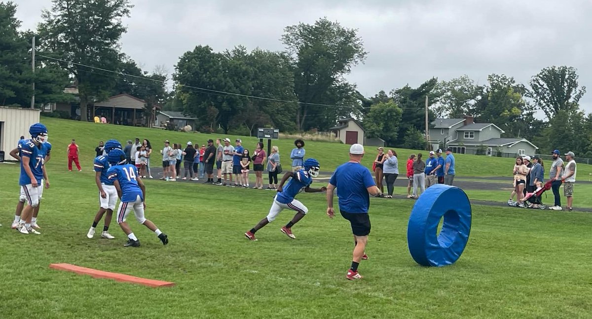 CRWarriorFB's tweet photo. The Inaugural Gatorade Practice was a success‼️THANK YOU Warrior Parents for your donations, and for coming to see what we do as a program‼️Excited to keep building‼️#TTW https://t.co/KPJw7OLK1m