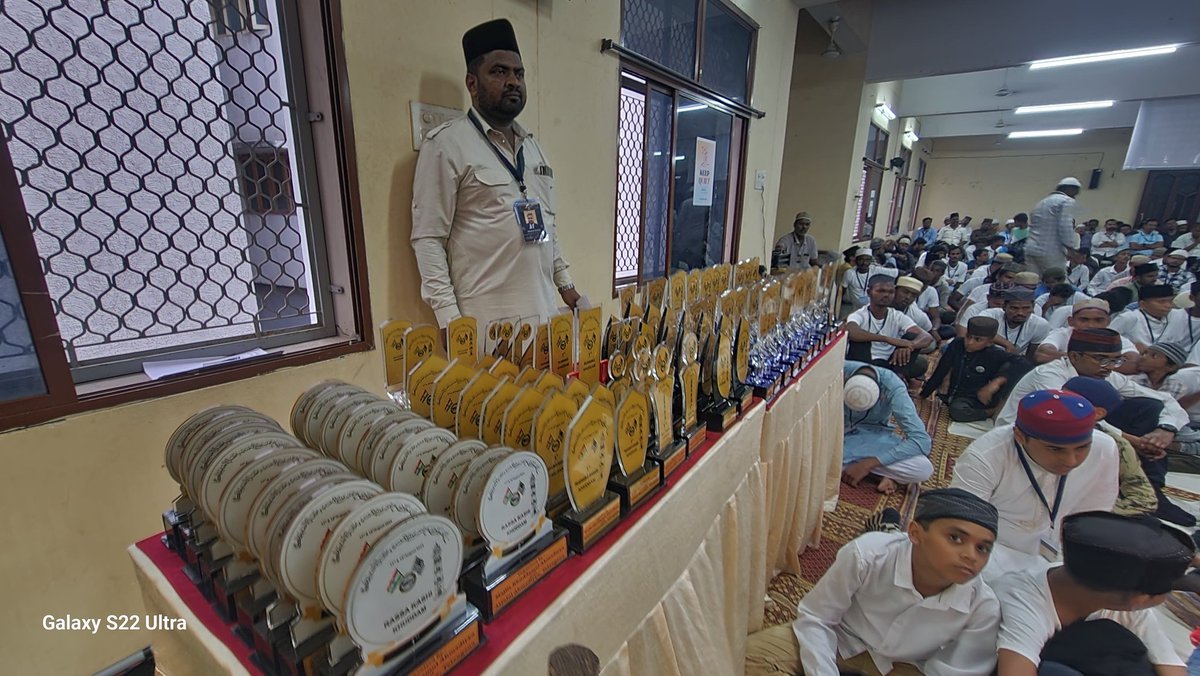 mkaindia's tweet photo. Alhamdulillah, the 1st State Ijtema of Telangana concluded successfully with 475 participants from 5 districts. Sadr Majlis Khuddamul Ahmadiyya Bharat presided over the event, guiding both Khuddam and Atfal with valuable instructions. #TelanganaIjtema #KhuddamulAhmadiyya https://t.co/dUQ1e3icM4