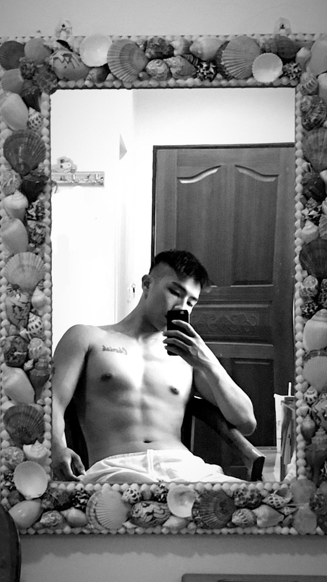 半夜破1000
 小禮物😏