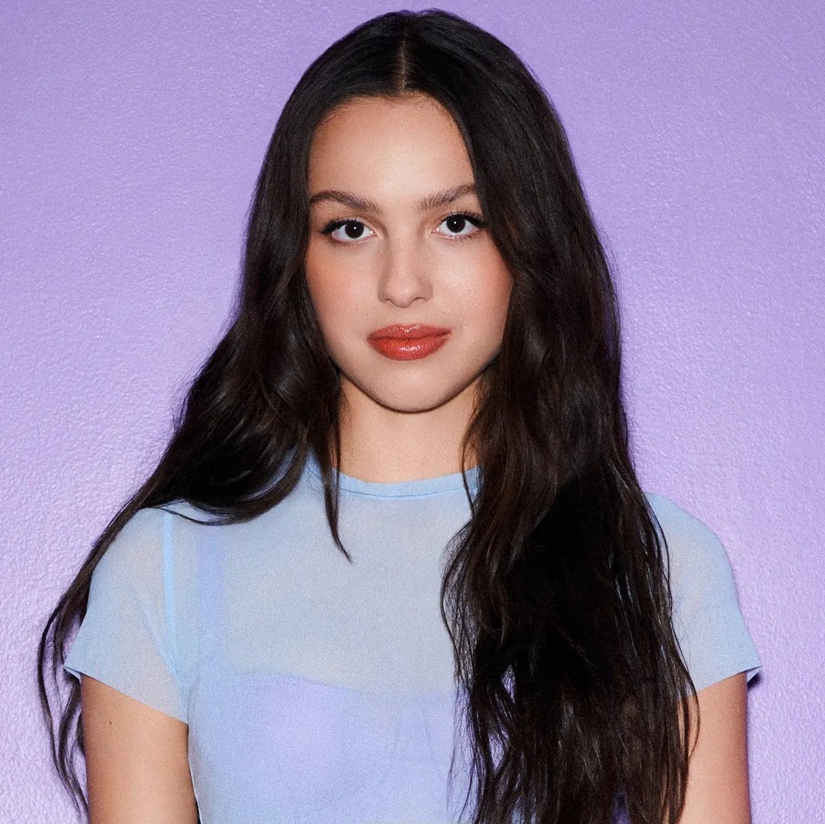 Olivia Rodrigo afirma que se orgulha muito de seu segundo álbum:

“Trabalhei duro neste álbum, e não foi fácil, mas estou feliz por ter persistido e criado algo de que me orgulho.”