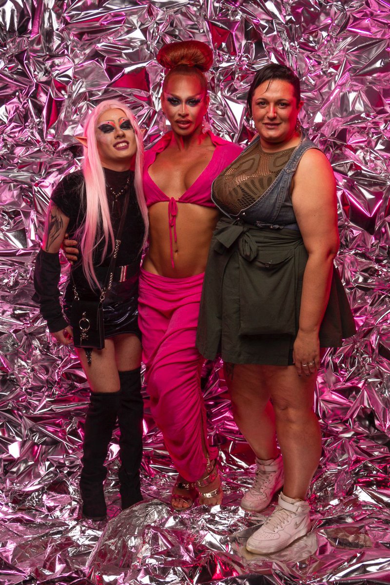 Meeting the Goddesssss!

<a href="/ElektraoffWhite/">Elektr....</a> <a href="/festapriscilla/">festapriscilla</a>
#Sasha #Colby #DragRaceWinner #Drag #DragRace