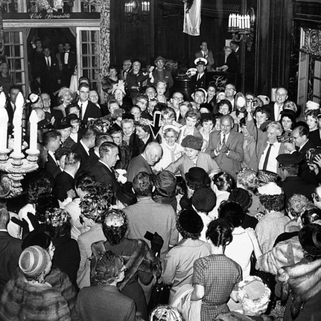 Aptly named “The Hotel of Presidents,” our historic venue has been the backdrop for memorable moments in American history, hosting President Kennedy, President Eisenhower, and other iconic figures.