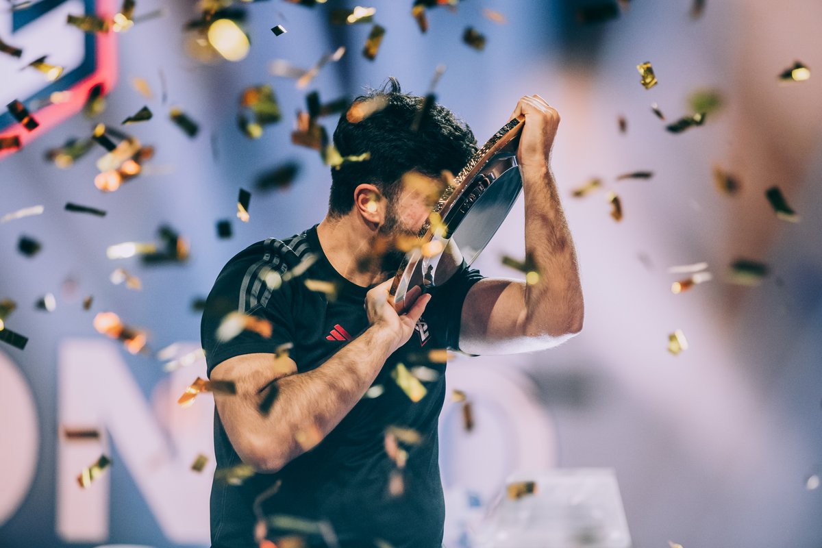 EWC_EN's tweet photo. Just 20 years old.
$300,000.
This is #EsportsWorldCup https://t.co/FTdudxQq4a