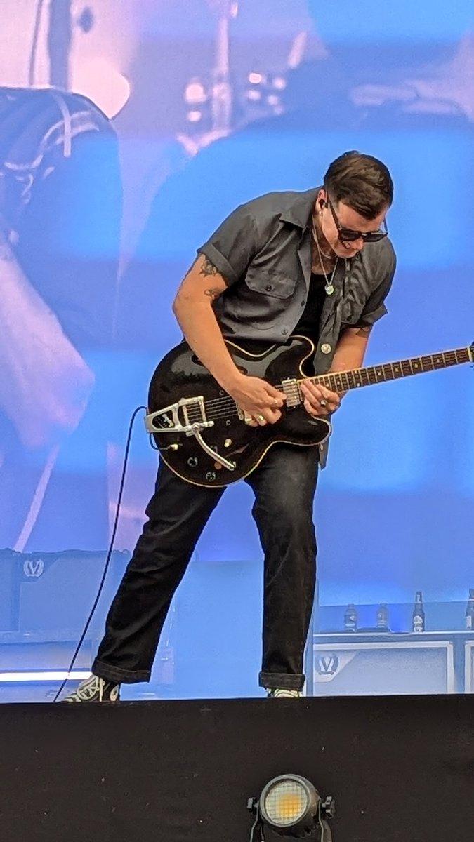 #LouisAtCabaretVertFestival <a href="/CabaretVert/">Cabaret Vert</a>