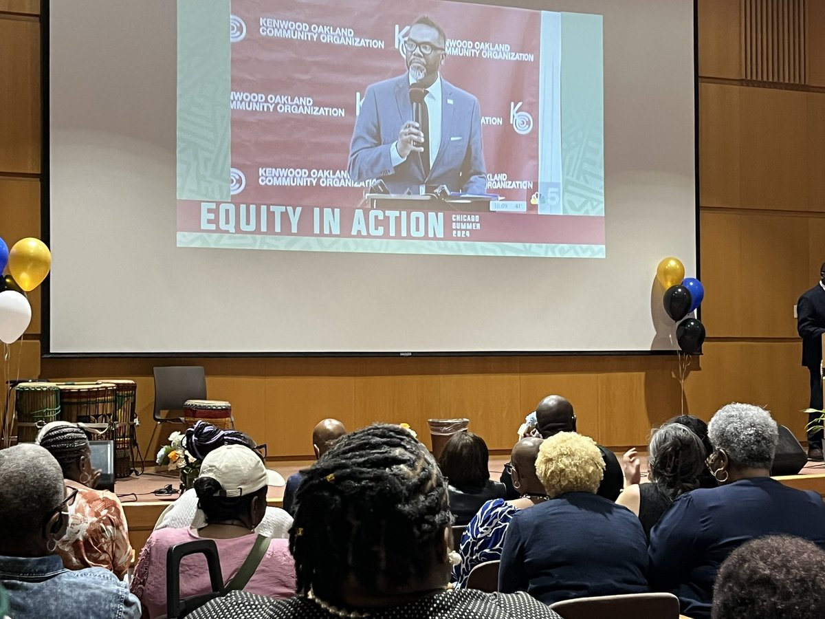 Jackson Potter (@jacksonpctu) on Twitter photo <a href="/ChicagosMayor/">Mayor Brandon Johnson</a> celebrates the efforts to make <a href="/ChiPubSchools/">CPS - Chicago Public Schools</a> a fully funded, fully staffed, community school district <a href="/J4J_USA/">Journey For Justice Alliance</a> and calls for their expansion nationwide to enthusiastic applause. <a href="/ChicagosMayor/">Mayor Brandon Johnson</a> celebrates the efforts to make <a href="/ChiPubSchools/">CPS - Chicago Public Schools</a> a fully funded, fully staffed, community school district <a href="/J4J_USA/">Journey For Justice Alliance</a> and calls for their expansion nationwide to enthusiastic applause.