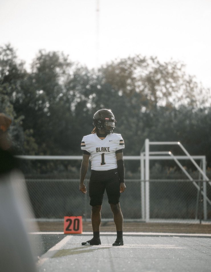 share.qwikcut.com/66c1351da198a3….      Kickoff classic highlights