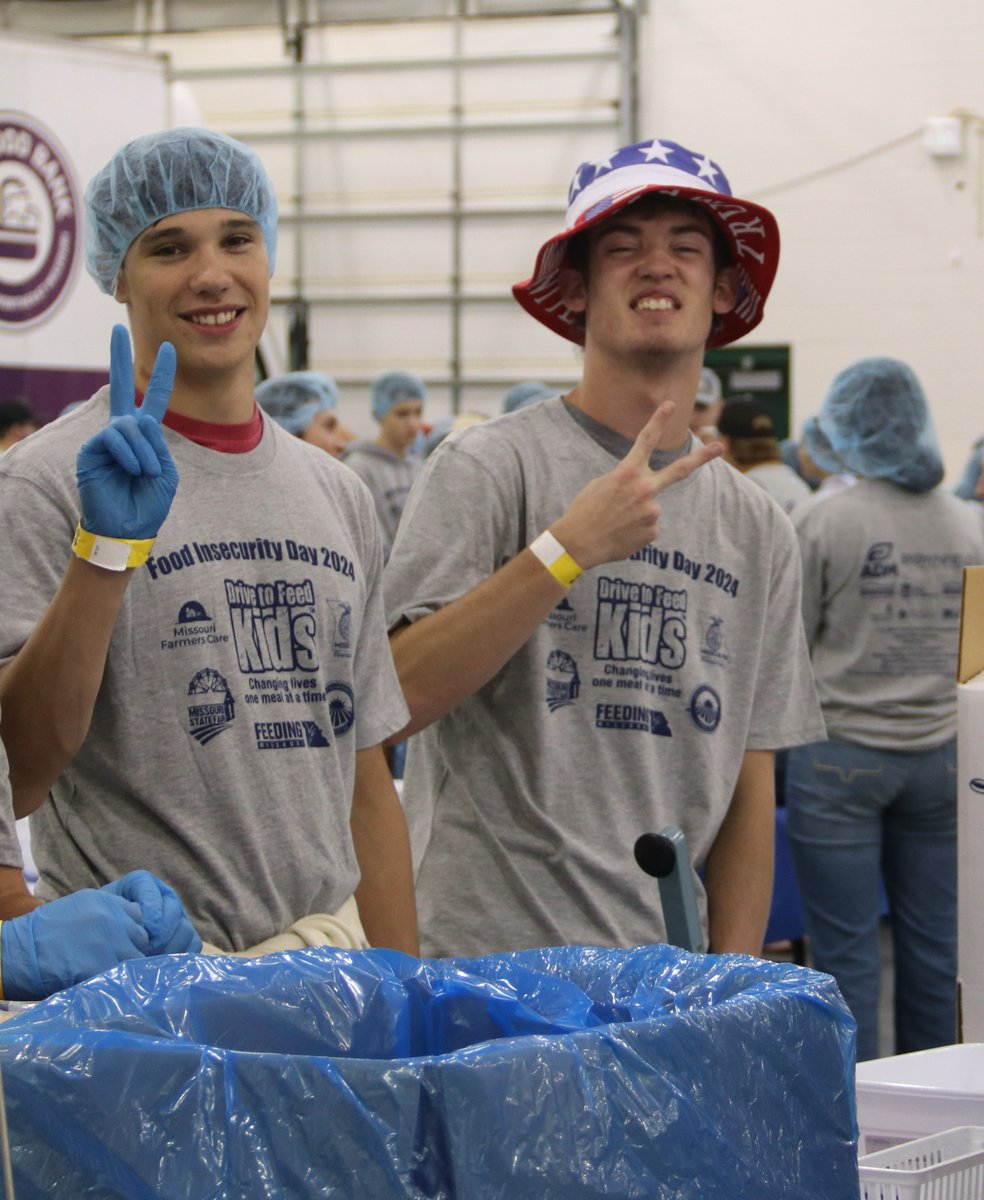 MoAgriculture's tweet photo. That's a wrap!
Another Missouri State Fair has come and gone and we can't say thank you enough to all those who made the event possible.
Now it's time to grab a friend and start thinking about #MSF25! ๐๐คฉ
#SummersBestStory #reachMore https://t.co/JukdNEzRnh
