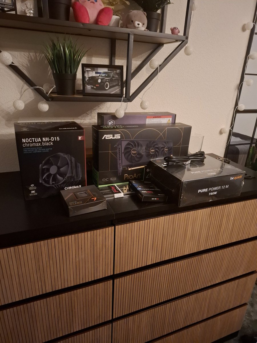 Bruni_craft's tweet photo. Finally gonna upgrade my pc https://t.co/UNpMnsxrSK