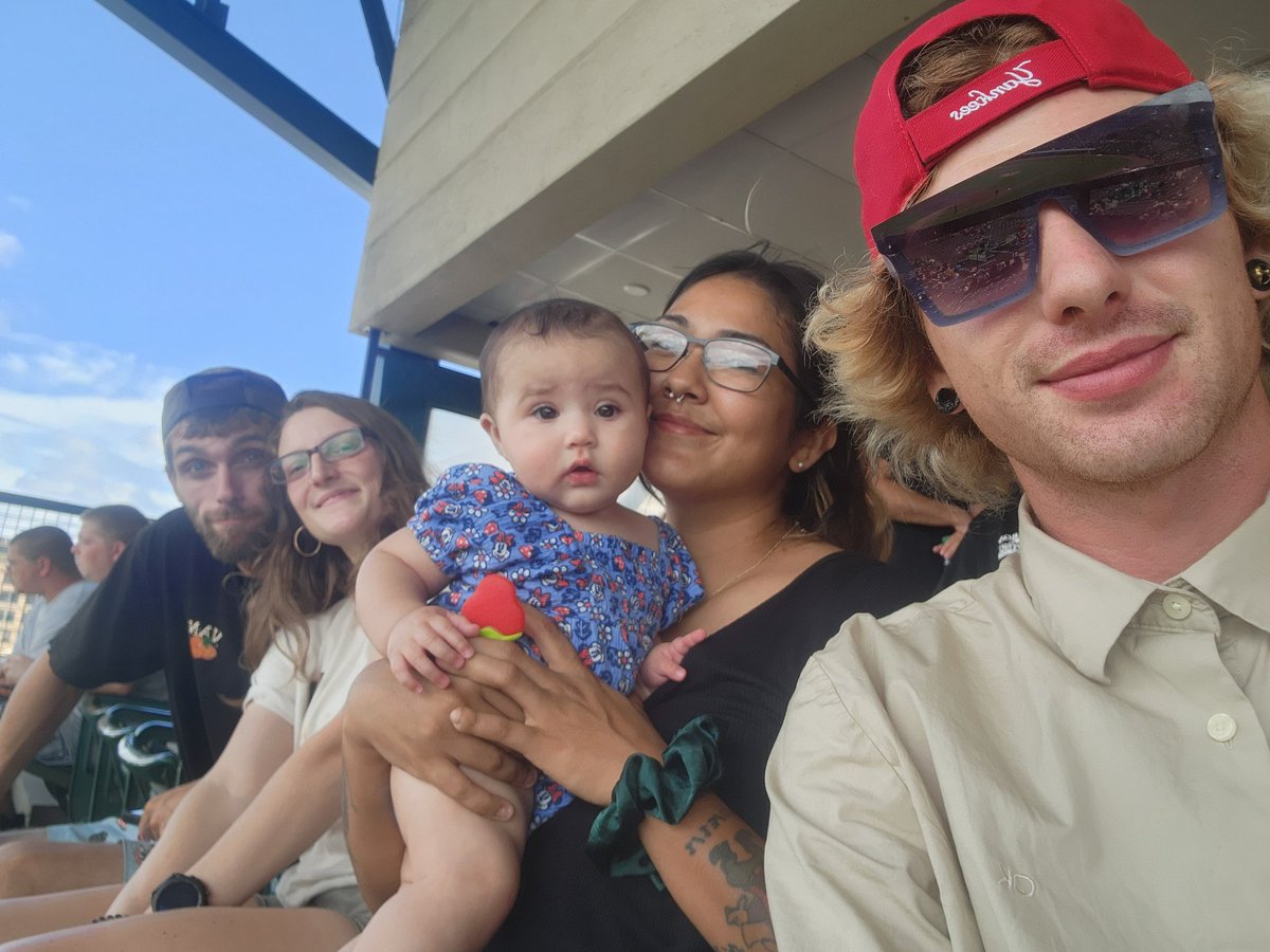 simmysk8's tweet photo. Shoutout to Cameron Roofing! #ROCTheSummer @RocRedWings https://t.co/EKnEkY3qNo