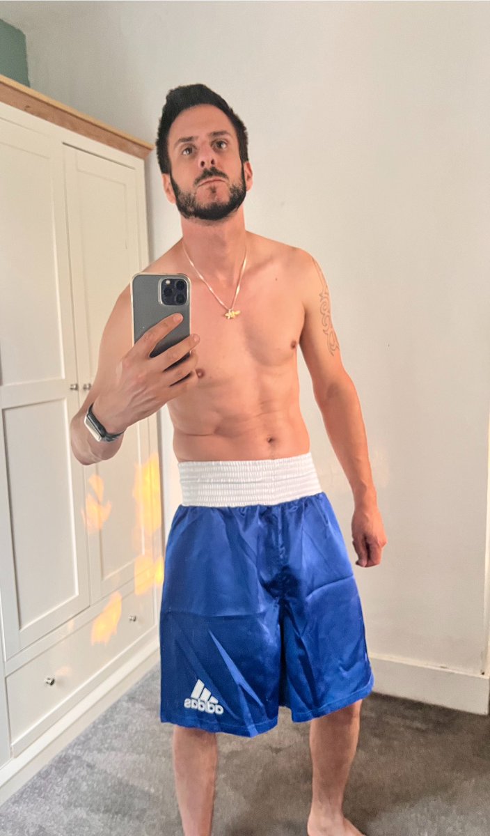 Chileladz tweet media