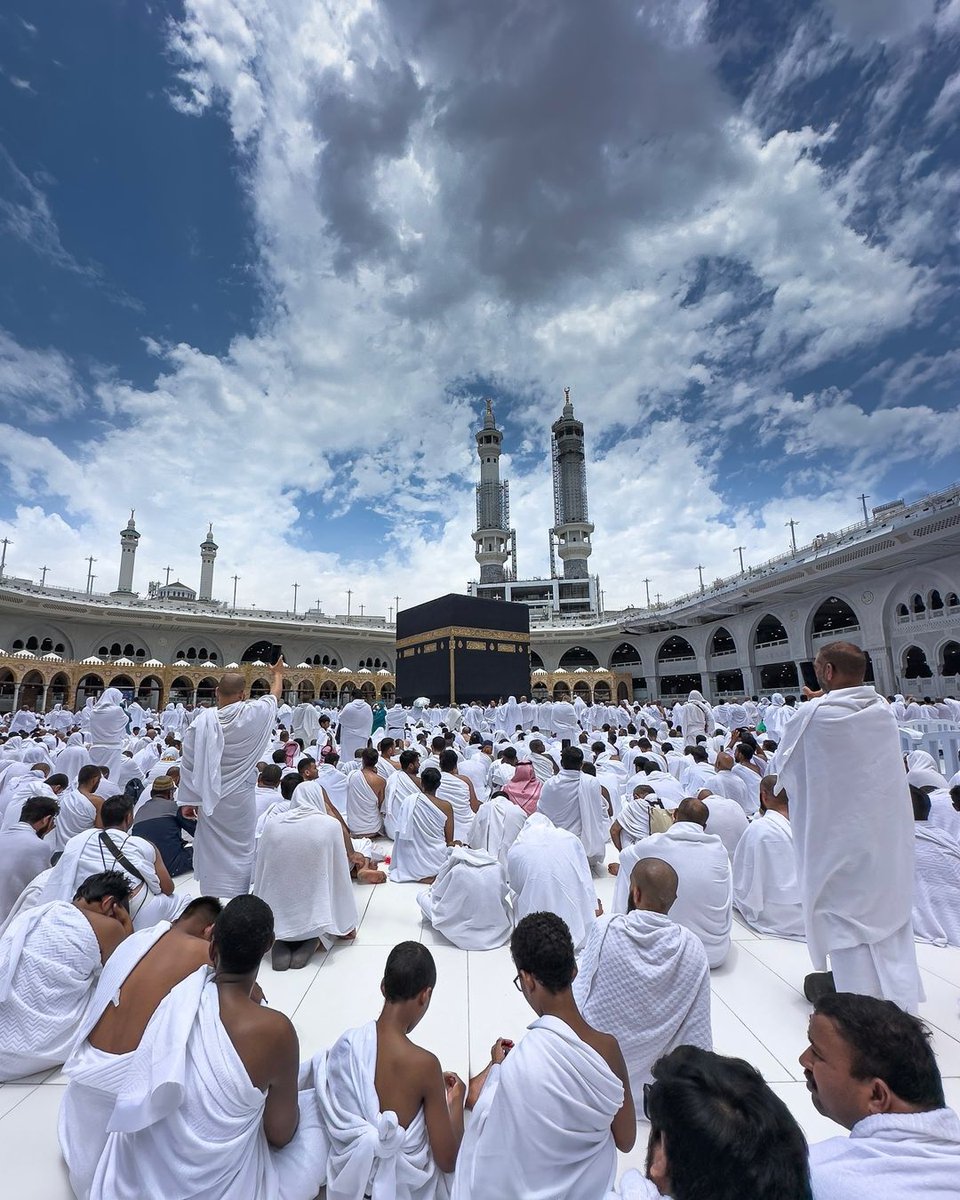 Alhamdhulillaah's tweet photo. ربنا آتنا في الدنيا حسنة وفي الآخرة حسنة وقنا عذاب النار

[Rabbanā ātinā fīd-dunyā ḥasanatan wa-fīl-ākhirati ḥasanatan wa-qinā ʿadhāban-nār]

Our Lord, grant us good in this world, and good in the Hereafter, and protect us from the torment of the Fire https://t.co/VHiUZnjhng