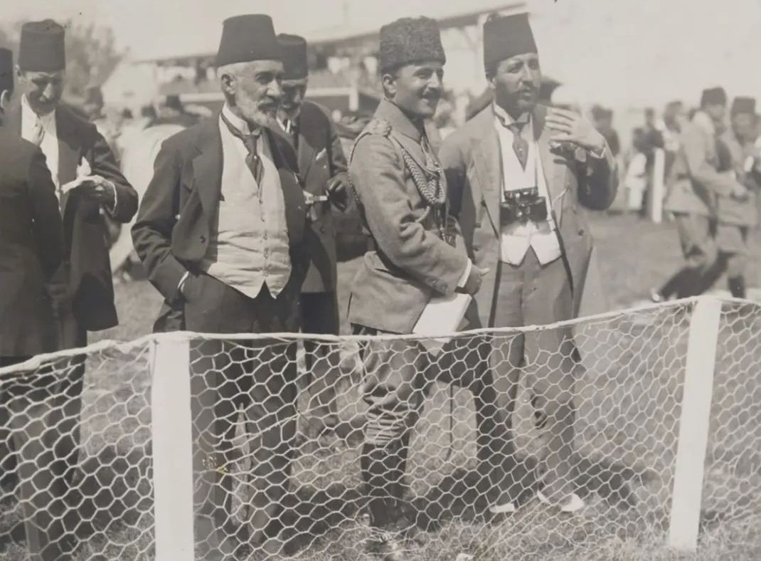 Enveerland's tweet photo. Soğukkanlıydı ve en önemlisi korkusuzdu..

Enver Paşa

#enverpaşa https://t.co/kThsdhffdE