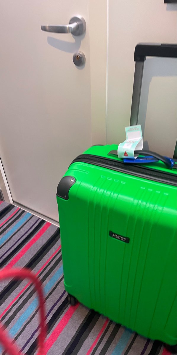 MeganGC1983's tweet photo. Have you seen this suitcase?! 
It’s been 1 week since I paid @Iberia to fly this bag WITH me from BCN to DFW… the incompetence of this company is a joke! No website updating. Maybe it’s still in Madrid. Maybe it’s in DFW. All questions. No answers! #DontFlyIberiaAir https://t.co/5yZfrCcx4f