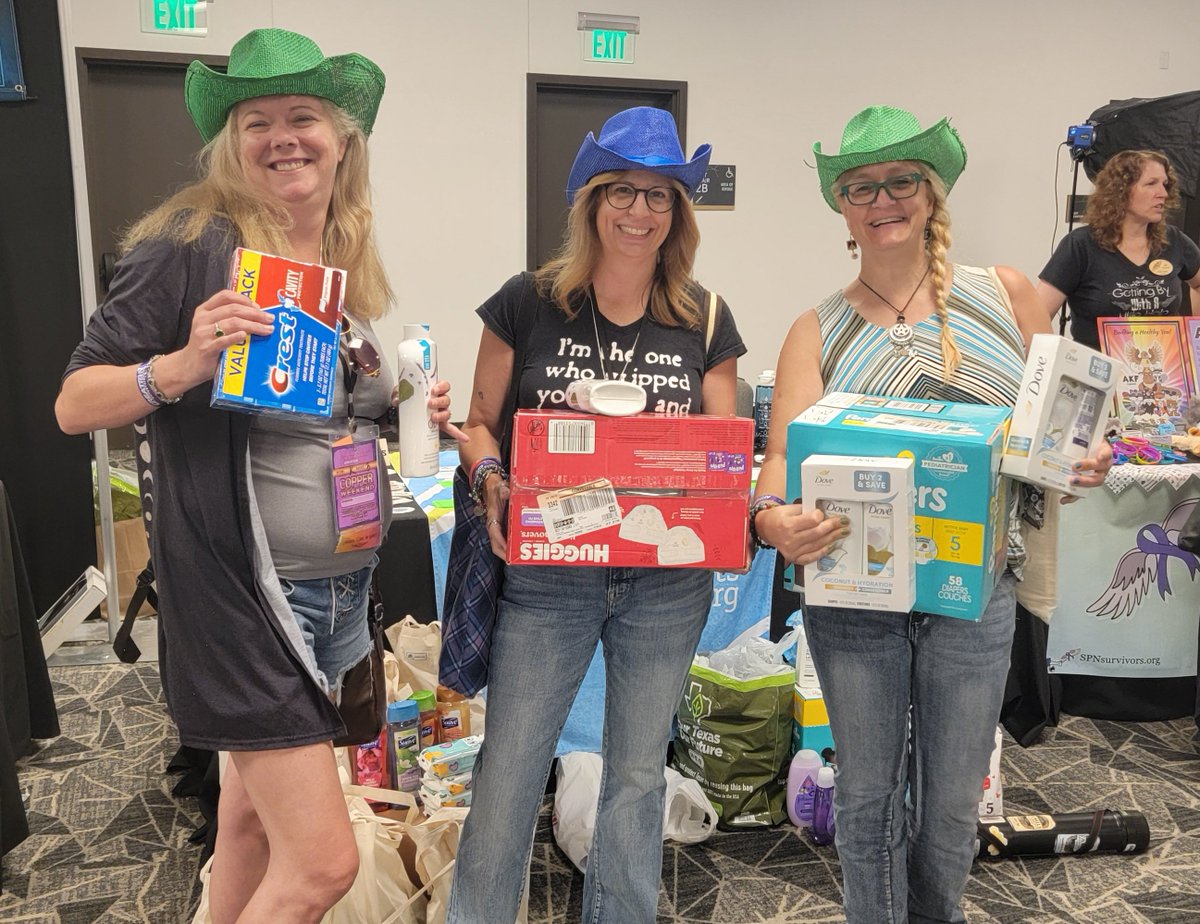 RARepUSCentral's tweet photo. Thank you to Jes, Kim, and Hope for stopping by @randomactsorg with their generous donation to @SAFEatx! - Tiffany💙 https://t.co/fzTq84zK54