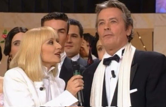 AletuttoRC's tweet photo. Ciao Alain Delon… #raffaellacarrà #alaindelon #carramba #carrambachesorpresa #rai https://t.co/cvcOhKsiKc