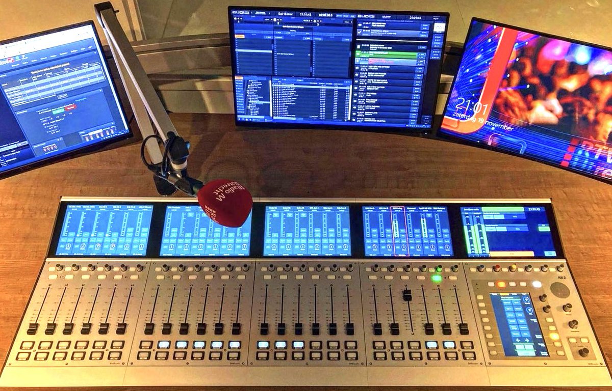 KeesvanGestel's tweet photo. Live Sportradio Leeft! 

👉🏻 https://t.co/Fxzx41eg59 👈🏻

Regionaal maakten we tot de zomer van 2023 met een bevlogen club ‘Namen &amp; Rugnummers LIVE’ op Radio M Utrecht, net zo relevant voor de Utrechtse (amateur) sport. 

#Bevlogen #Utrecht #Radio #Sport #Luisteren https://t.co/mxbzG4LBWK