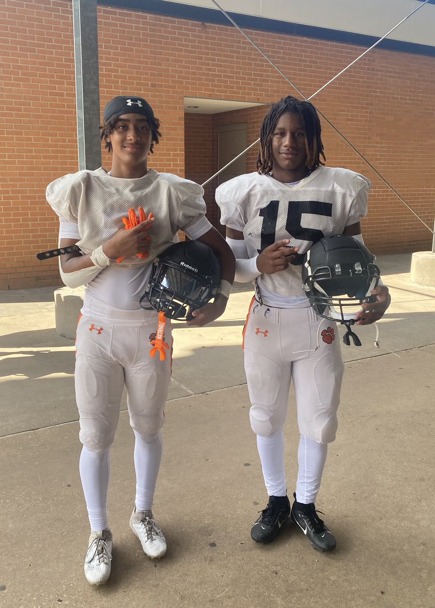 Dezmond Cooper tweet media