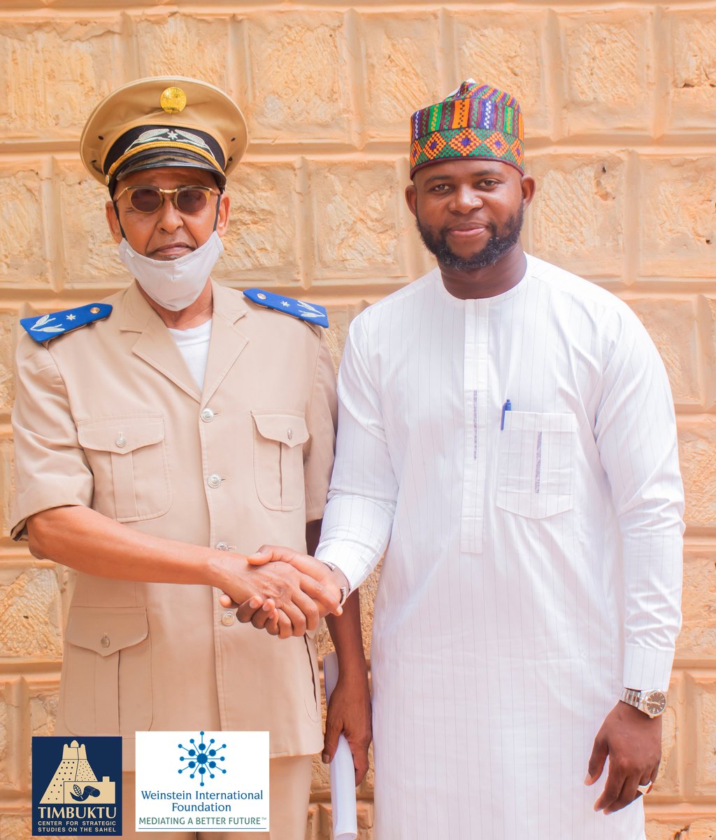 ElHadjDjitteye's tweet photo. Empowering youth in Timbuktu! We’ve launched a project to train 12 young leaders in mediation and traditional conflict resolution, thanks to the Weinstein Foundation. Together, we’re strengthening community resilience and fostering peace in this historic city. #Timbuktu https://t.co/41hezhhRrY