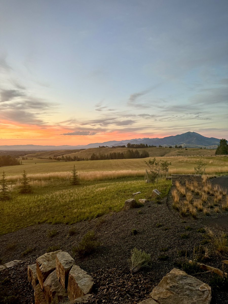 WellspringGP's tweet image. Sunset due North from the front porch last night #Montana