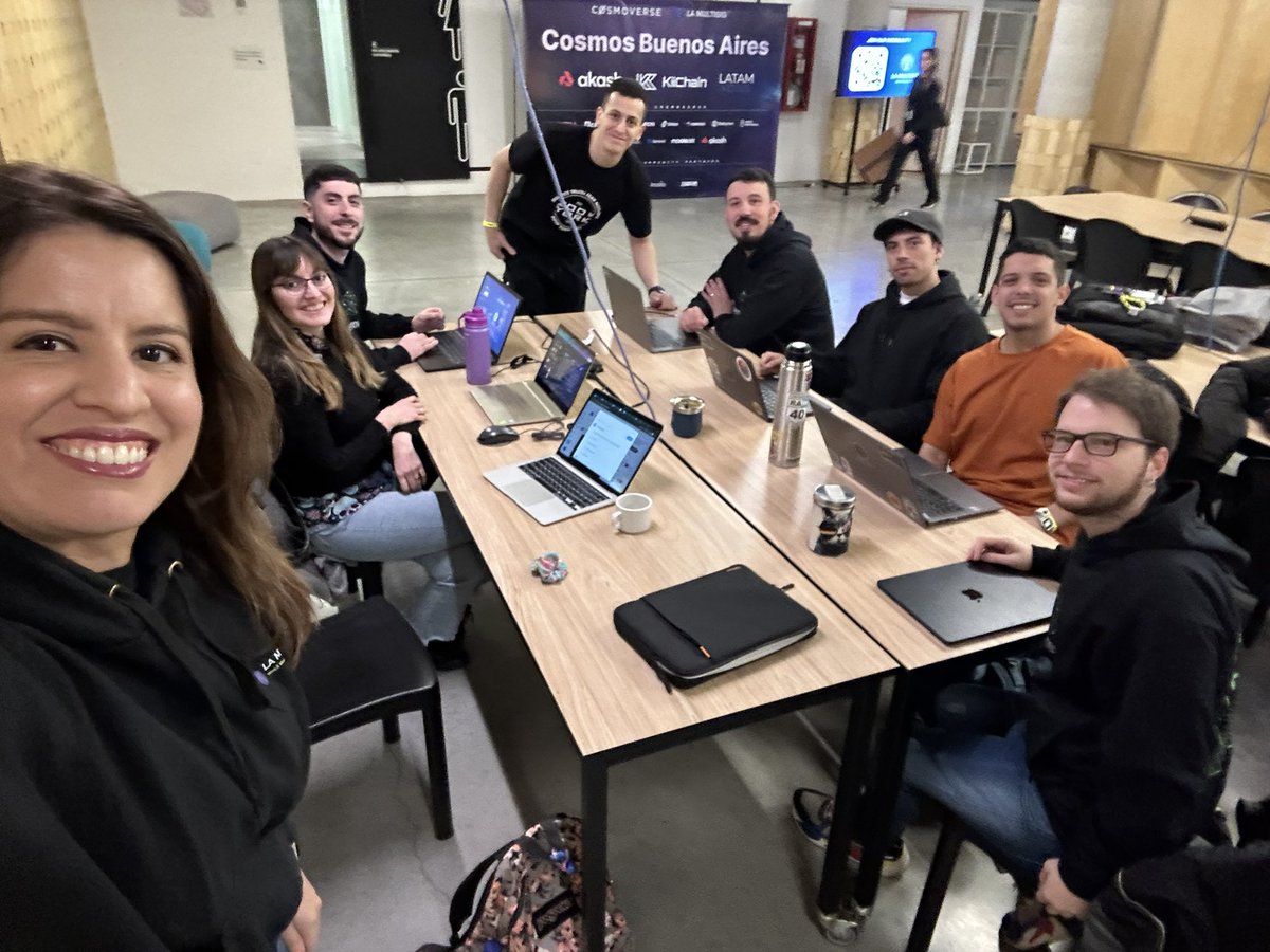 silkarg's tweet photo. ¡Qué equipo del carajo tenemos en @NeoPowerDigital &amp; @LaMultisig! 💪🏼

Pasamos unos días maravillosos laburando y construyendo juntos en @EtherArgentina y #Aleph de @crecimientoar 

De Argentina pa’l mundo, pa 🇦🇷 https://t.co/OPOZqVLq9s