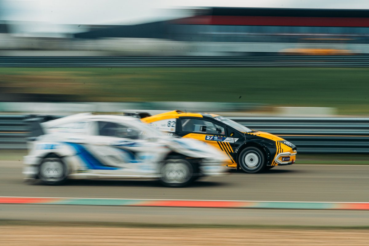 #YellowSquad tweet media