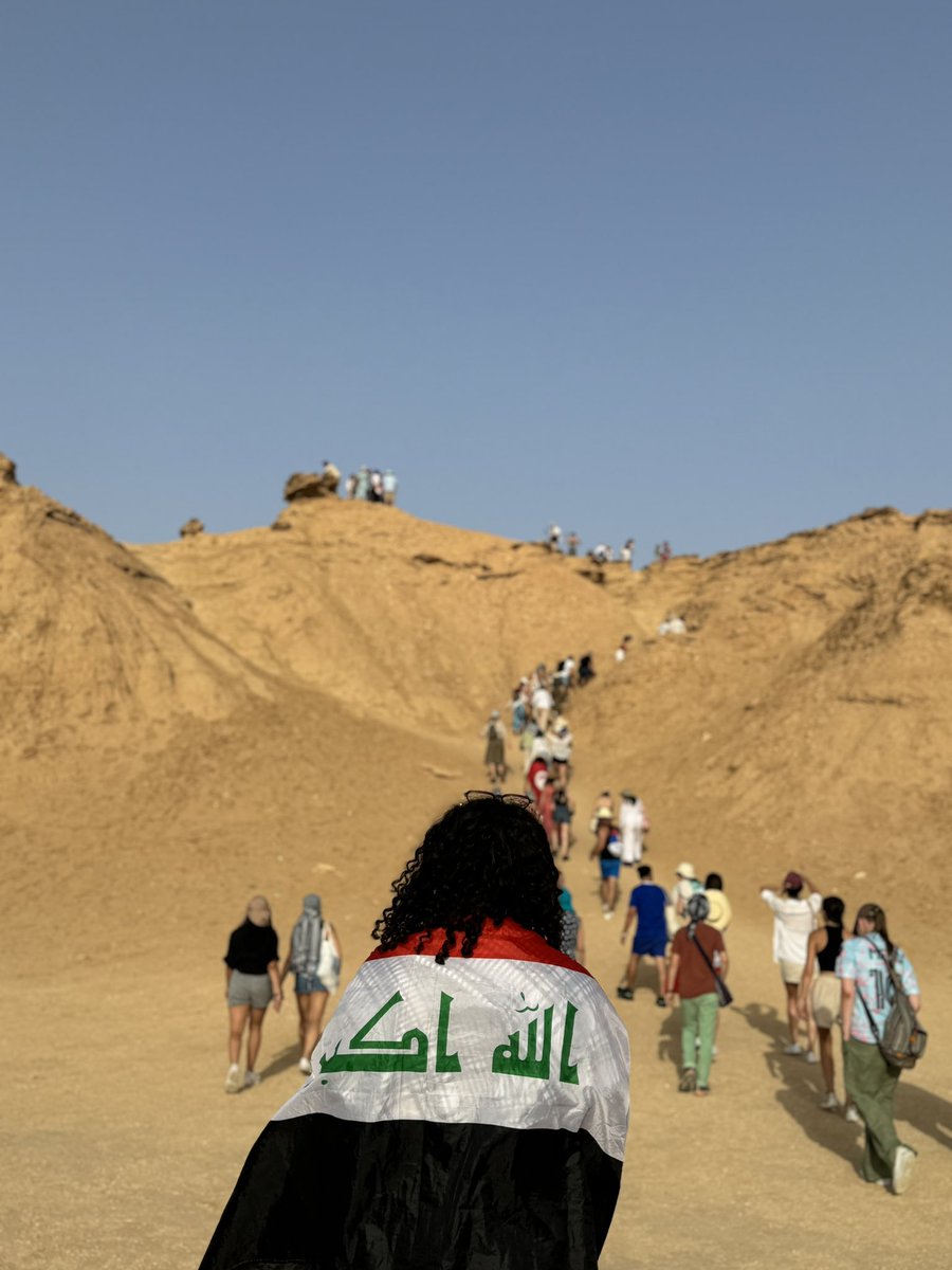 whysoficklee's tweet image. Category : pics from behind