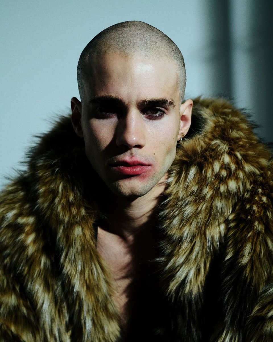 JulioPromotion's tweet image. 📸| #NEWPHOTO: Imágenes de Julio Peña para Numero Netherlands. (#3)