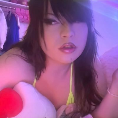 libsoftiktok's tweet photo. Hi @FBI, this trans person is threatening to kiII me https://t.co/4E3jnWdohR