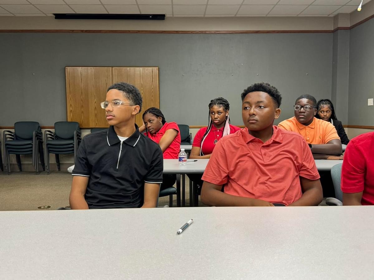 Super proud of our DOW Leadership Academy students♥️ 

Thanks to Terry Simmons and the Orange Strategy Team along with DOW Louisiana Operations for continuing to make this leadership and mentorship opportunity available to our students!

#BuildingandGrowingTomorrowsLeaders